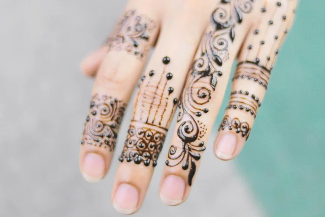 bridal, bride, salon, paint, applying, mehendi, picture, finger, artist, girl, body, female, fashion, temporary, fingers, beautiful, design, mehndi, beauty, tattoo, pattern, skin, hand, art, henna, mehendi, mehndi, mehndi, mehndi, mehndi, mehndi, tattoo, tattoo. Tattoo studio marketing: build an audience that lasts